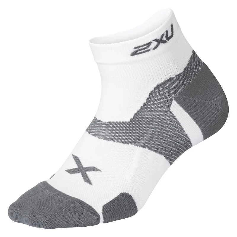 Adult's VECTR Cushion 1/4 Crew Socks